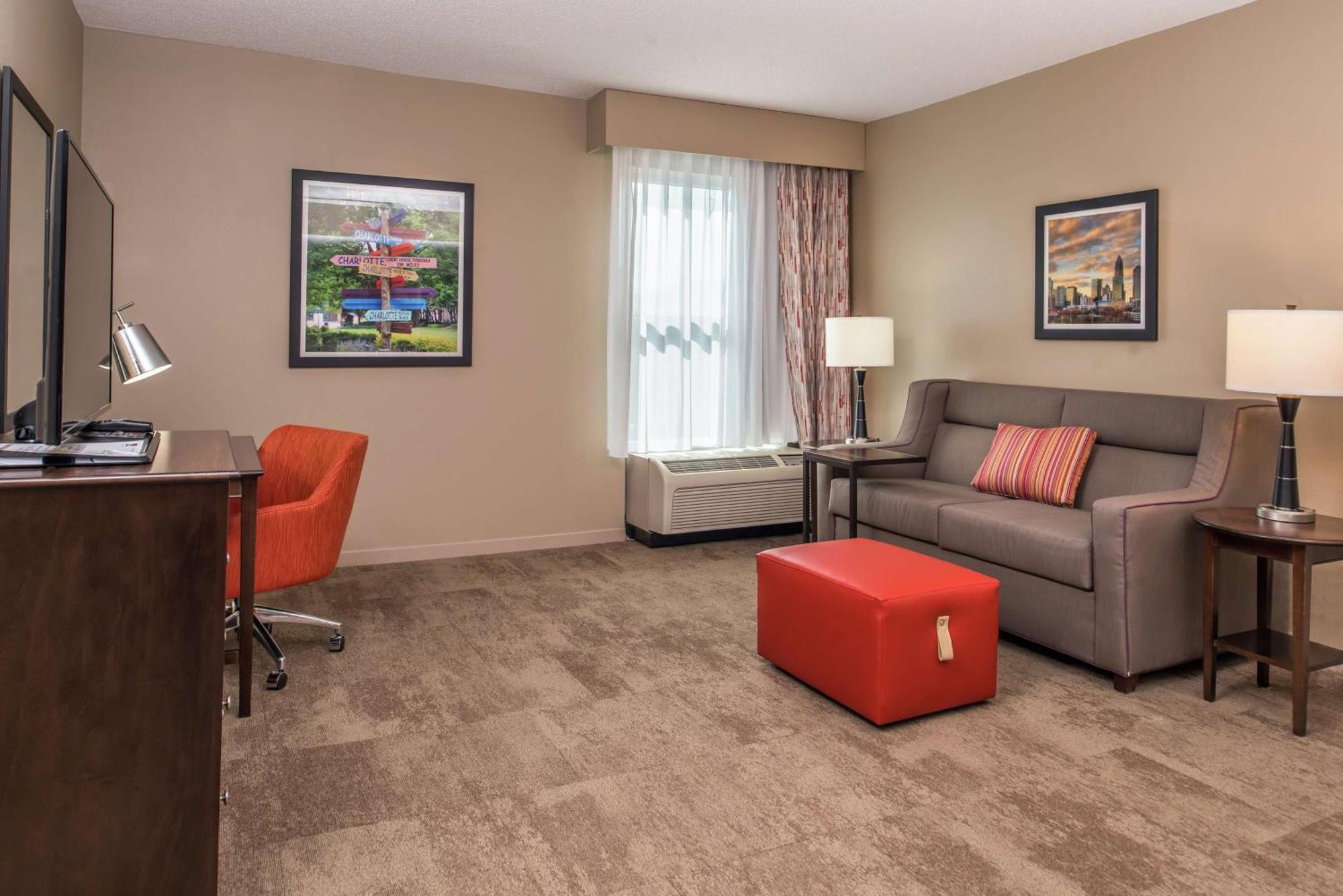 Hampton Inn & Suites Charlotte Arrowood Rd מראה חיצוני תמונה