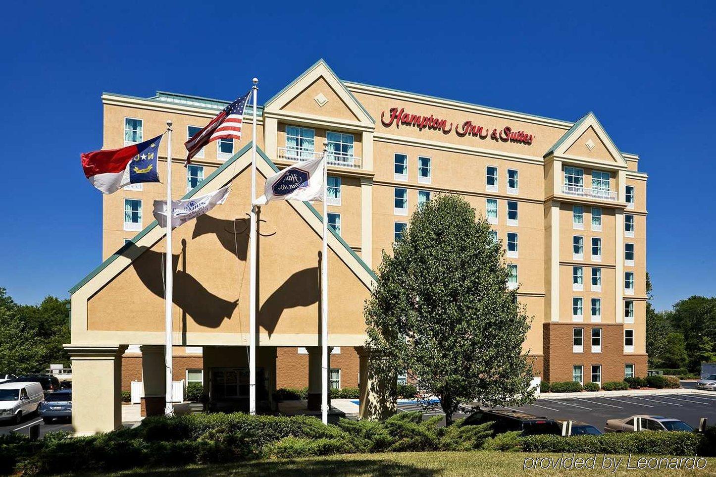 Hampton Inn & Suites Charlotte Arrowood Rd מראה חיצוני תמונה