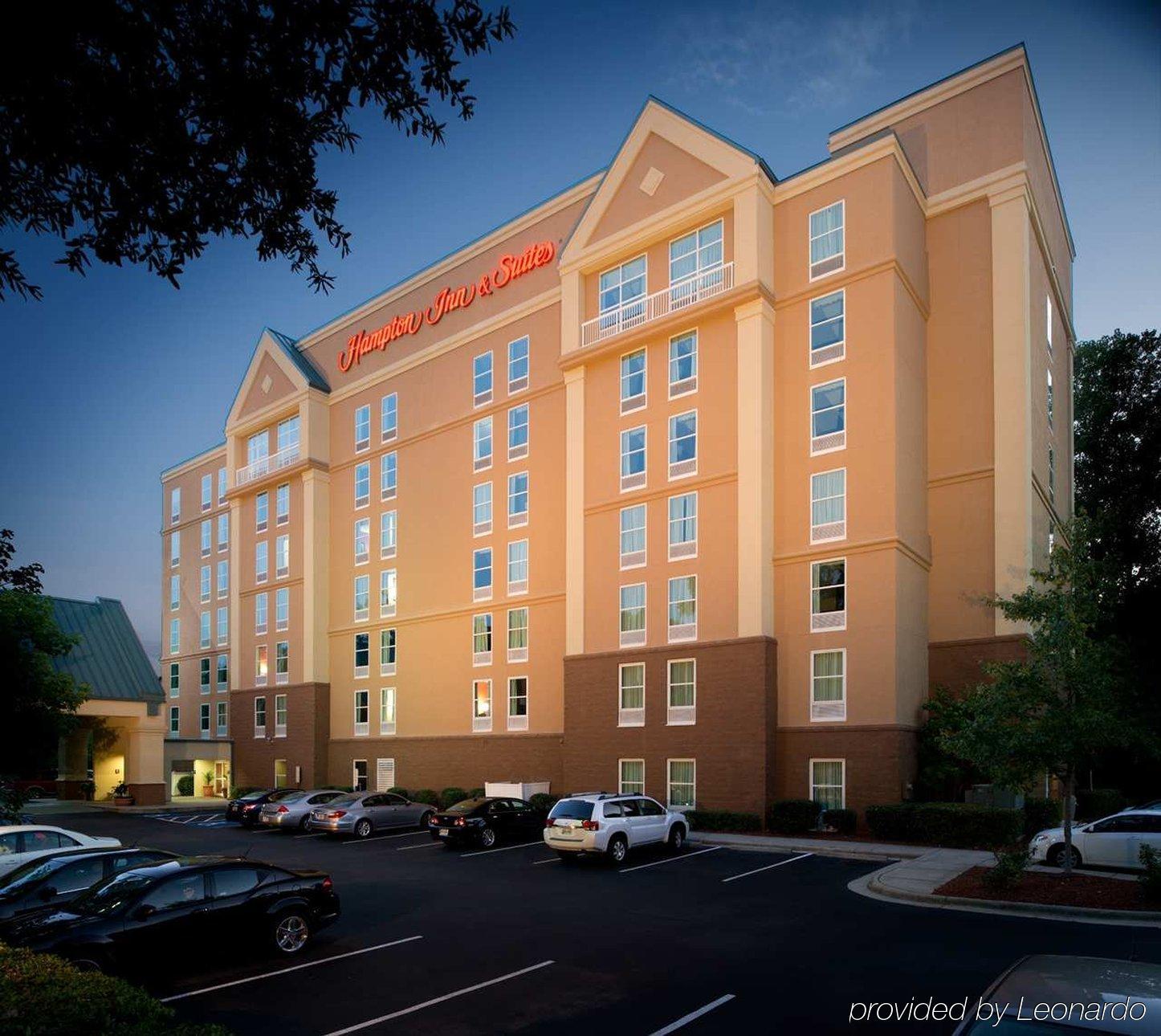 Hampton Inn & Suites Charlotte Arrowood Rd מראה חיצוני תמונה