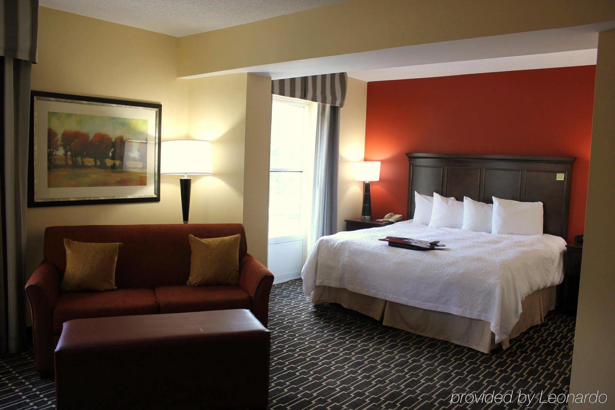 Hampton Inn & Suites Charlotte Arrowood Rd חדר תמונה